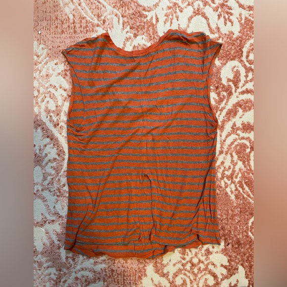 Malia tate stripe hinge top - Picture 3 of 3